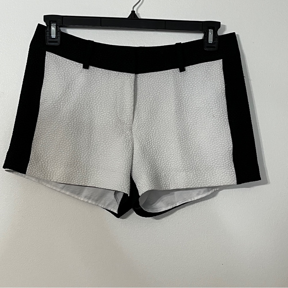 Kensie Black and White Shorts